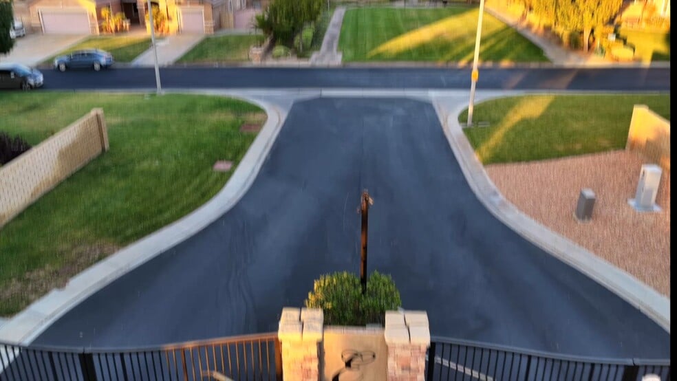 4375 W Avenue M11, Lancaster, CA à vendre - Vidéo sur l’inscription commerciale - Image 2 de 62