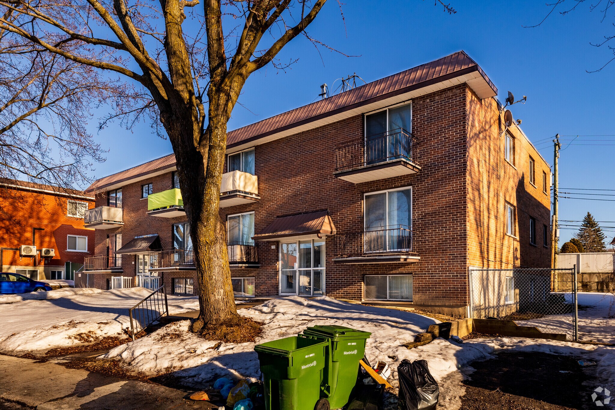 7900-7910 Av René-Descartes, Montréal, QC à vendre Photo principale- Image 1 de 3