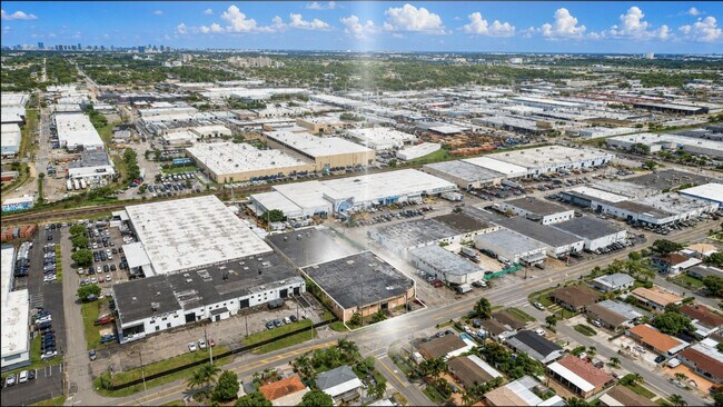 More details for 455 E 10th Ave, Hialeah, FL - Industrial for Sale