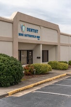 4819-4829 Riverside Dr, Danville, VA à vendre Photo du bâtiment- Image 2 de 6