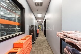 7650 Dean Martin Dr, Las Vegas, NV for lease Interior Photo- Image 2 of 4