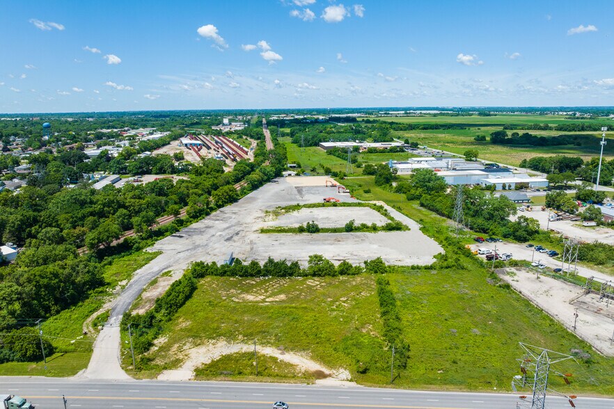 2205 Broadway Hl, Crest Hill, IL à vendre - Aérien - Image 2 de 4