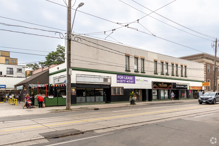 1449-1455 Queen St W, Toronto, ON à louer - Photo principale - Image 1 de 2