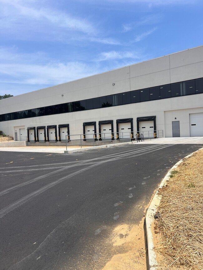 More details for 260 Industrial Way W, Eatontown, NJ - Industrial for Lease