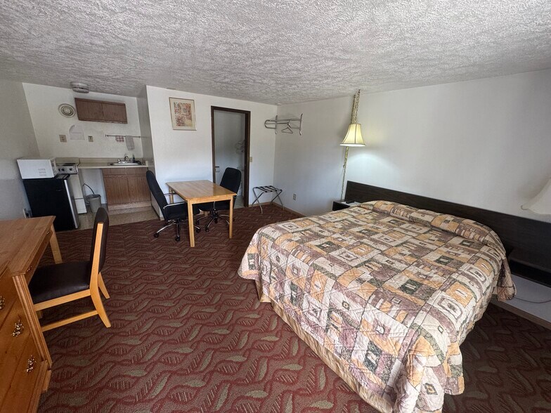 2905 W Sunset Blvd, Spokane, WA à vendre - Photo intérieure - Image 3 de 12