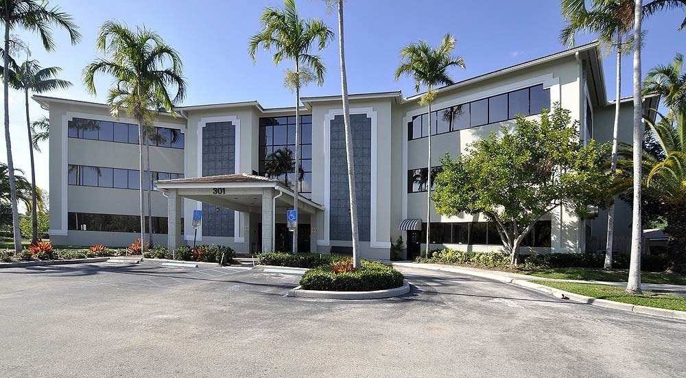301 NW 84th Ave, Plantation, FL for lease Building Photo- Image 1 of 9