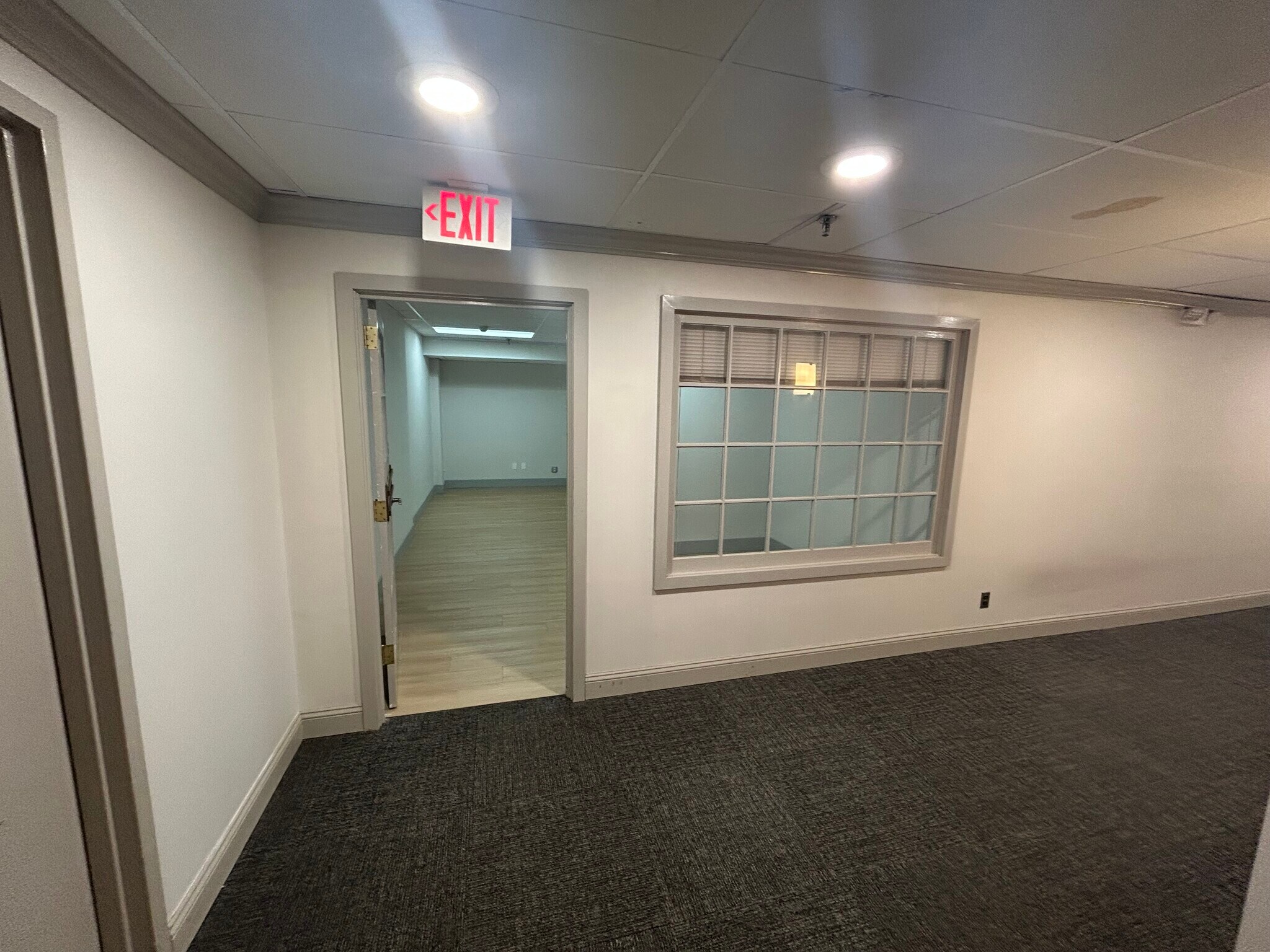 7-11 S Broadway, White Plains, NY à louer Photo intérieure- Image 1 de 6