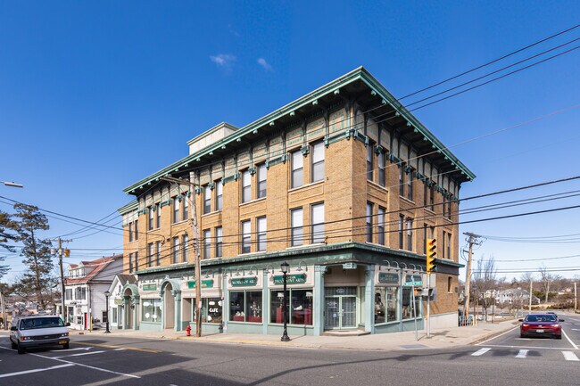 More details for 299-305 Main St, Port Washington, NY - Retail for Lease