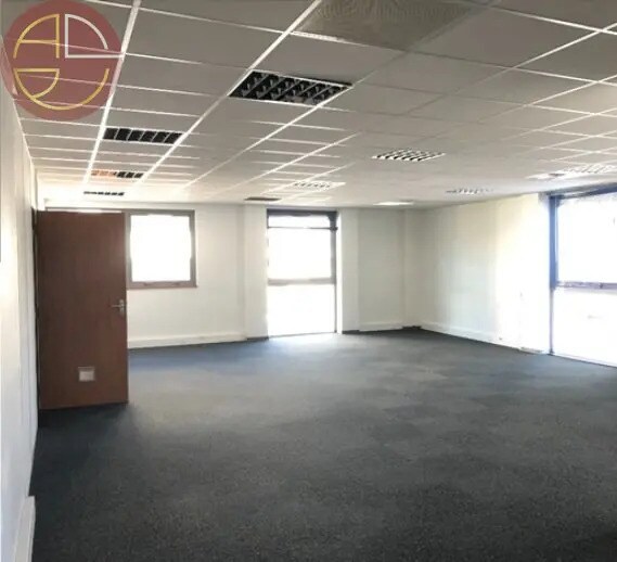 Office in Colomiers for lease Interior Photo- Image 1 of 5