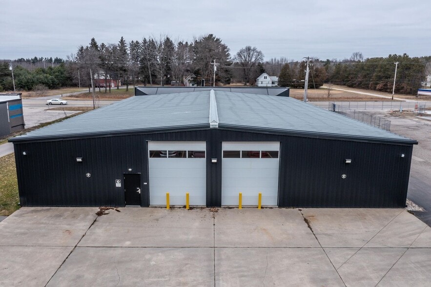 3737 E Apple Ave, Muskegon, MI à louer - Photo du bâtiment - Image 2 de 11