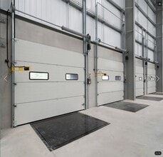 Island Rd, Reading à louer Photo intérieure- Image 2 de 3