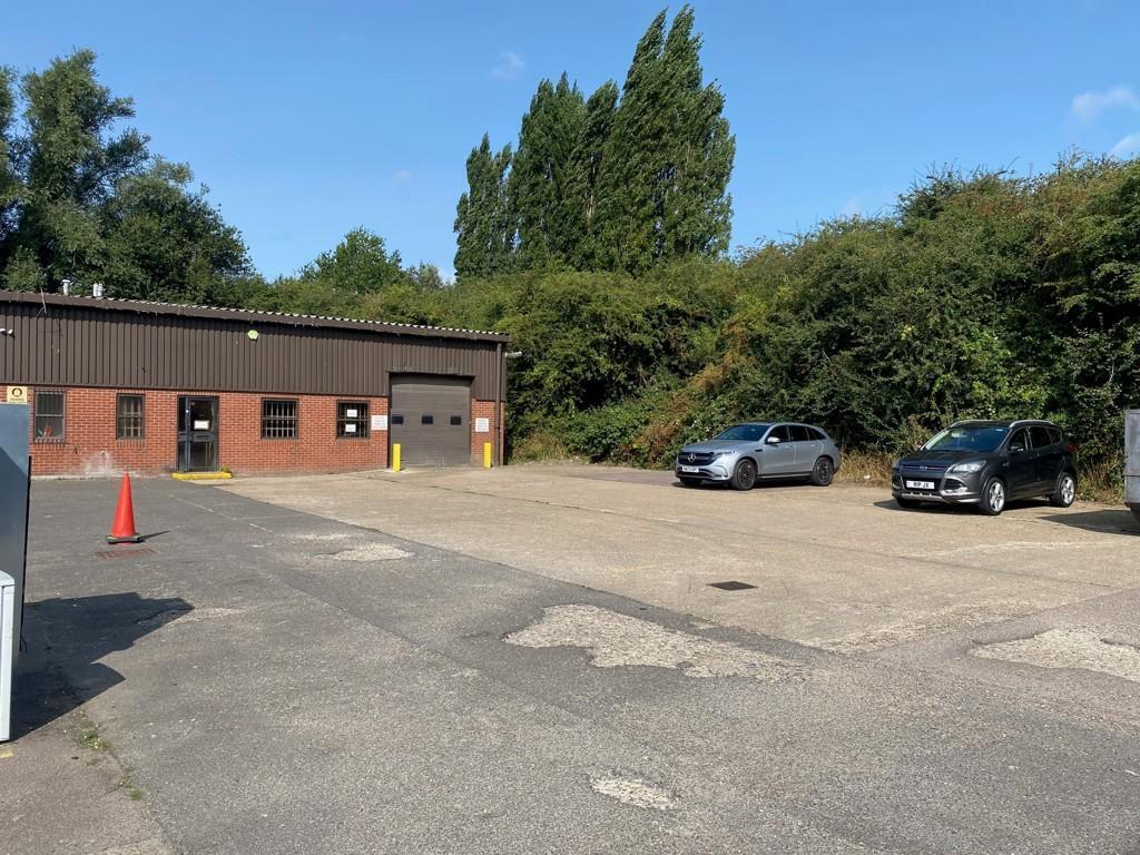 11-12 Mason Rd, Colchester for lease Building Photo- Image 1 of 12