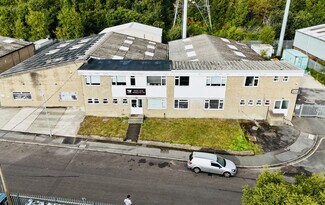 Plus de détails pour 19-20 Dawkins Rd, Poole - Industriel à vendre