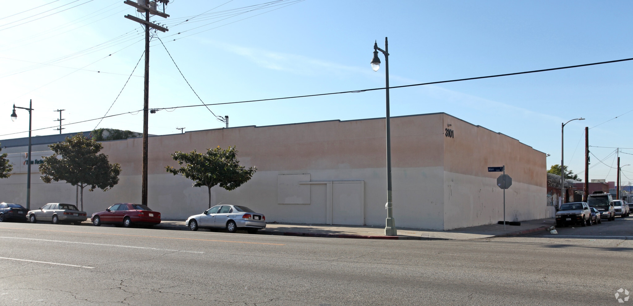 3101 S Main St, Los Angeles, CA for lease Building Photo- Image 1 of 10