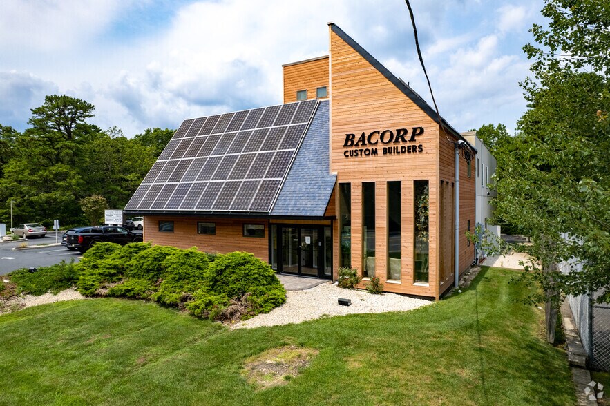 1044 Lacey Rd, Forked River, NJ à louer - Photo du bâtiment - Image 3 de 21