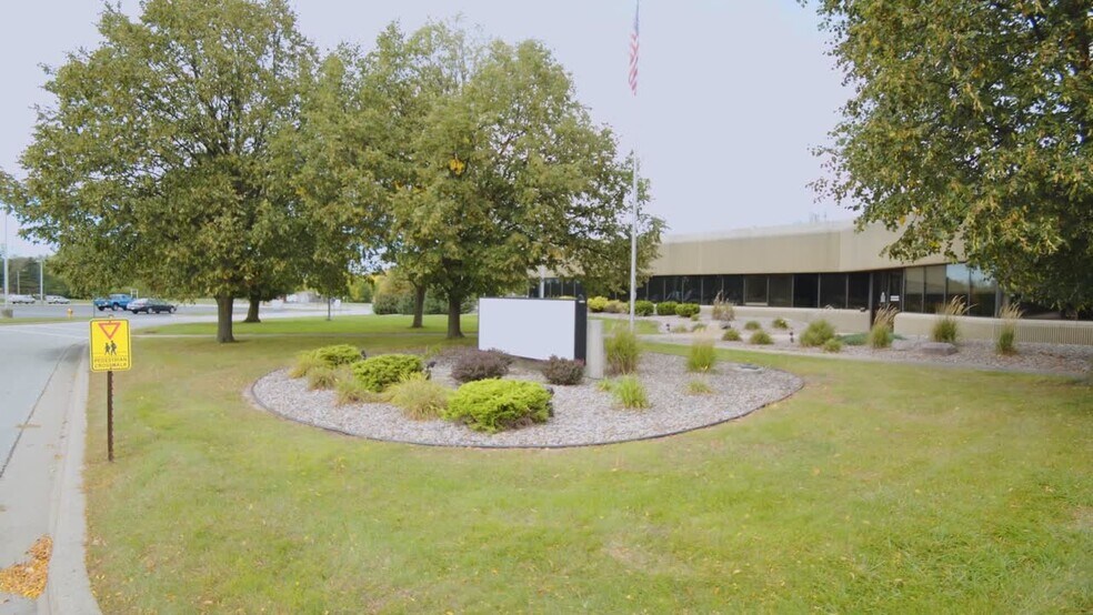 1088 Springhurst Dr, Green Bay, WI à louer - Vidéo sur l’inscription commerciale - Image 2 de 59