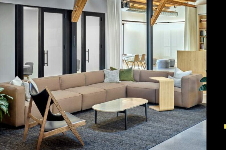 101 Caledonia St, Sausalito, CA à louer - Photo du bâtiment - Image 3 de 11