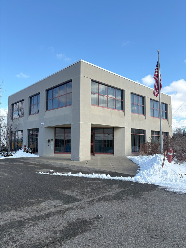 More details for 146 Tower Dr, Middletown, NY - Industrial for Sale