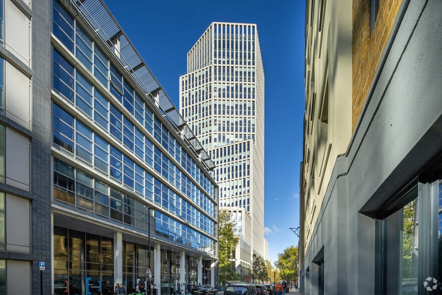 103-105 Bunhill Row, London for lease - Building Photo - Image 1 of 37