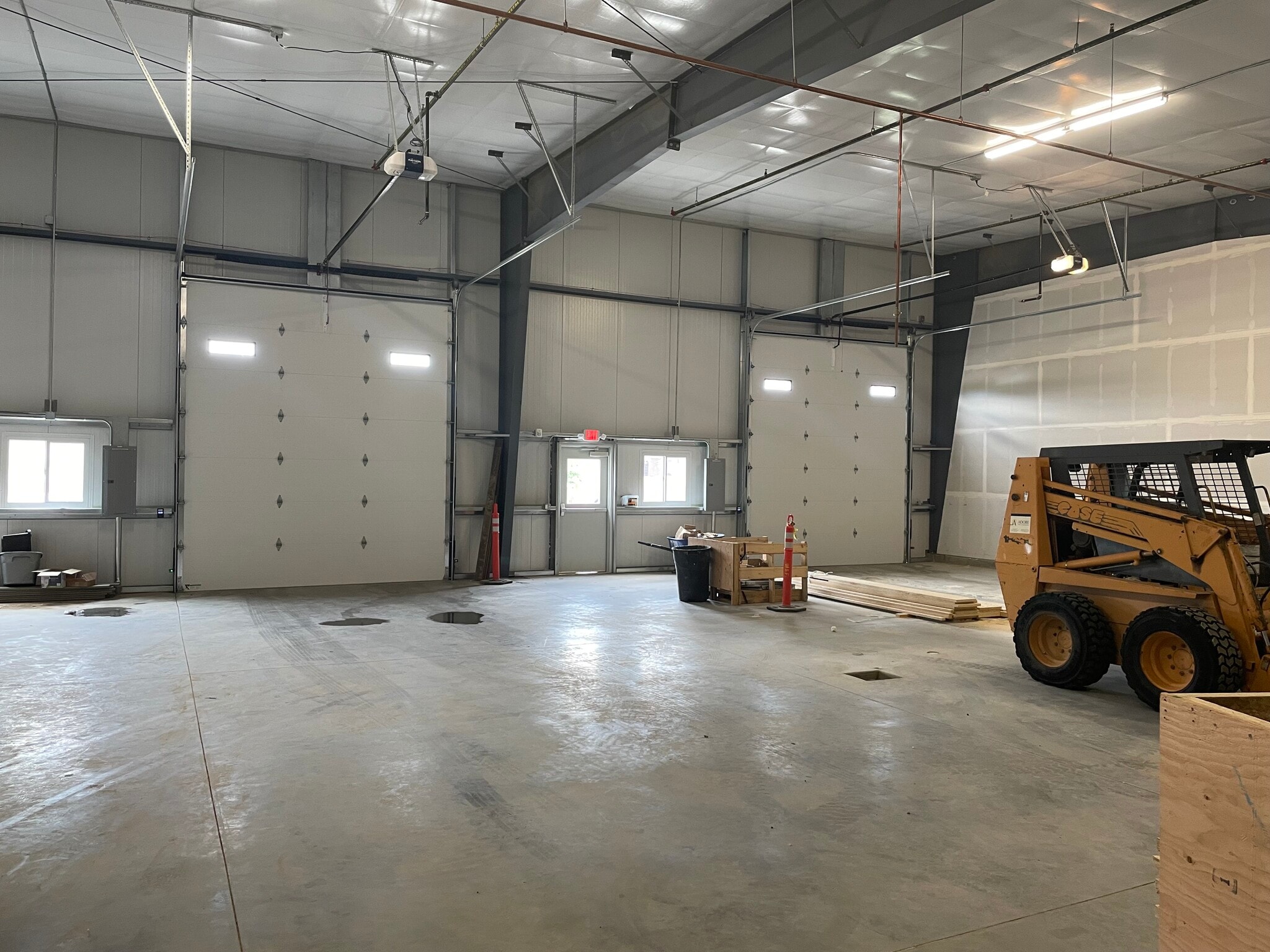 13790 E I25 Frontage Rd, Longmont, CO for lease Interior Photo- Image 1 of 1