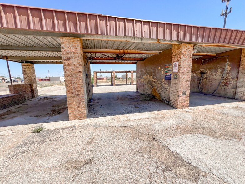 4406 Illinois Ave, Midland, TX à vendre - Photo du bâtiment - Image 3 de 10