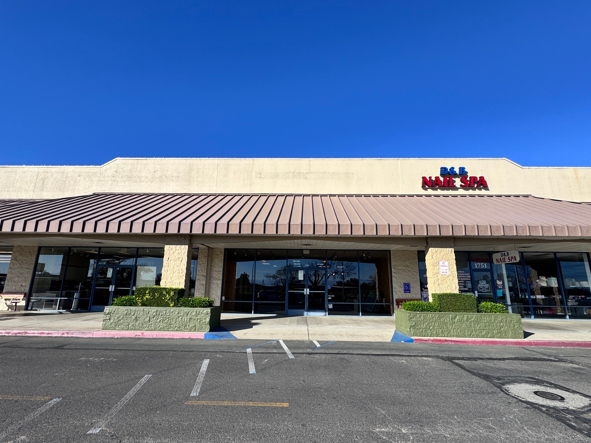 1699-1785 State Highway 273, Anderson, CA for lease Interior Photo- Image 1 of 7