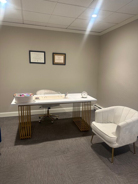 10 S Clinton St, Doylestown, PA à louer - Photo du bâtiment - Image 2 de 6