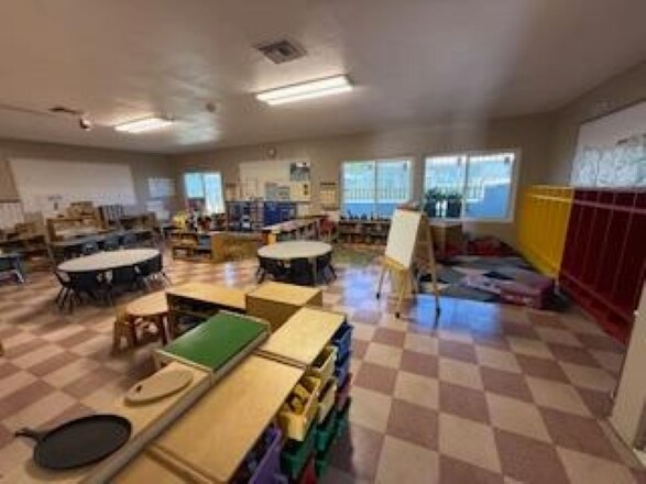 1455 E Lynwood Dr, San Bernardino, CA à vendre - Photo principale - Image 1 de 46