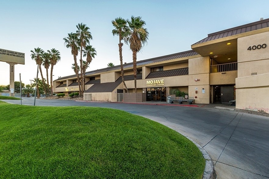 4000 E Charleston Blvd, Las Vegas, NV for lease - Building Photo - Image 3 of 14
