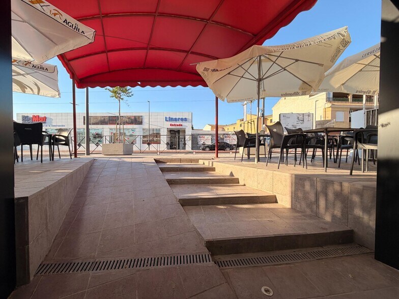 Calle San Ramón, 111, Churriana de la Vega, Granada for lease - Building Photo - Image 3 of 15