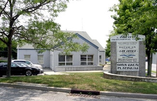 Plus de détails pour 627 Horseblock Rd, Farmingville, NY - Bureau à vendre