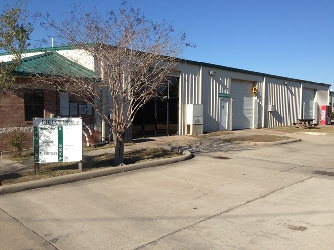 1320 Highway 3 S, League City, TX for lease - Building Photo - Image 2 of 13