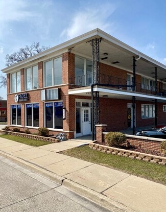More details for 350 N York St, Elmhurst, IL - Retail for Sale