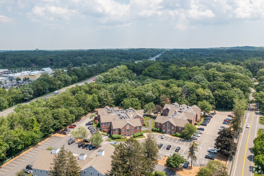 50 Salem St, Lynnfield, MA for lease - Building Photo - Image 3 of 12