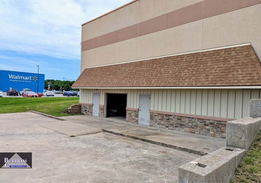 1627 W 26th St, Joplin, MO for sale - Building Photo - Image 2 of 16
