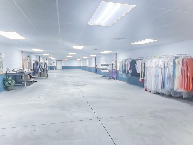 38 Industrial Rd park, Renovo, PA à louer - Photo du bâtiment - Image 3 de 9