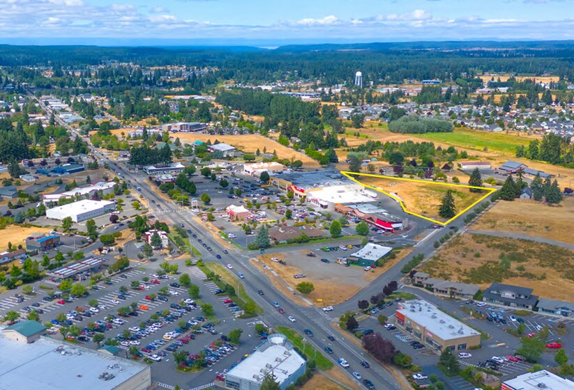 906 Yelm Ave E, Yelm, WA à vendre - Photo du bâtiment - Image 2 de 3
