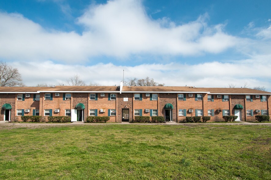 2500 Leo St, Norfolk, VA à vendre - Autre - Image 2 de 11