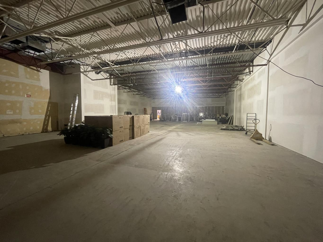 11000 8th St, Dawson Creek, BC à louer Photo du bâtiment- Image 1 de 3