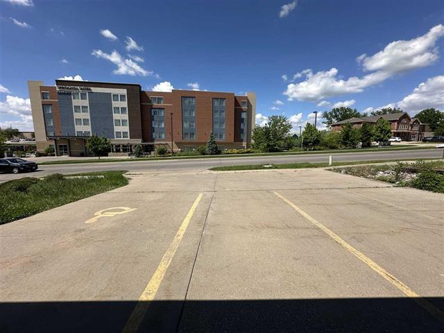 2468 10th St, Coralville, IA for sale - Building Photo - Image 2 of 16