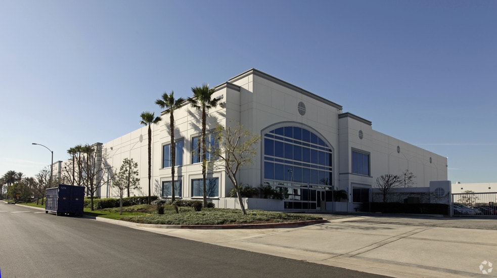 805 N Barrington Way, Ontario, CA for lease - Building Photo - Image 1 of 4