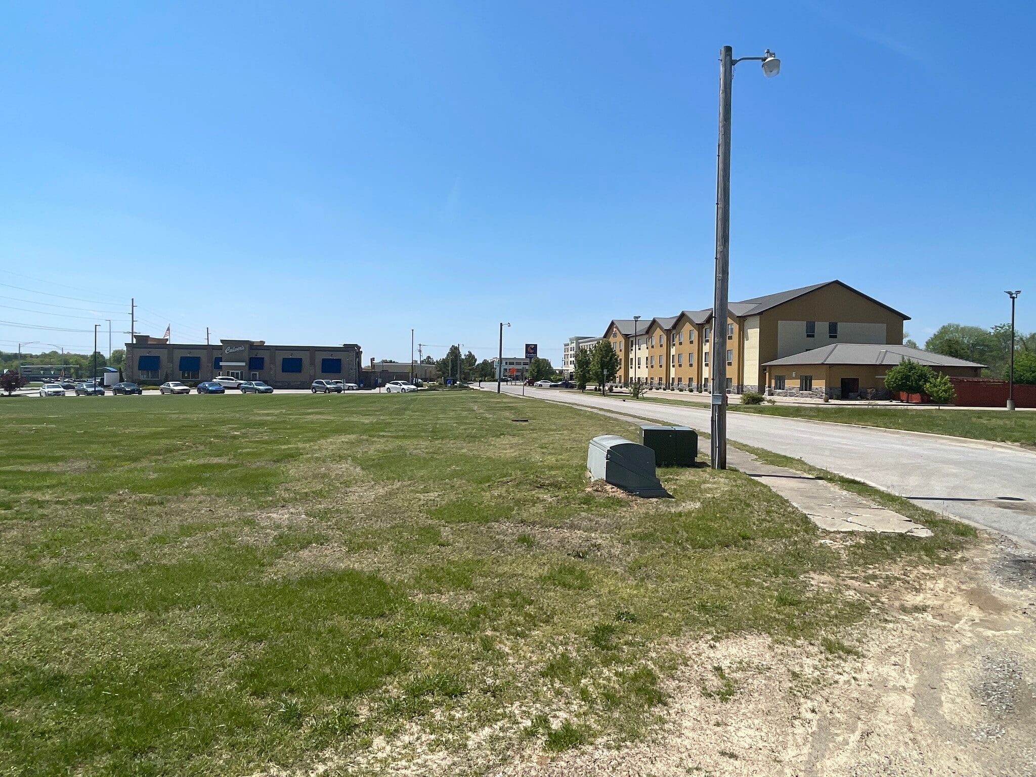 2401 Reed Station Pky, Carbondale, IL for sale Primary Photo- Image 1 of 5