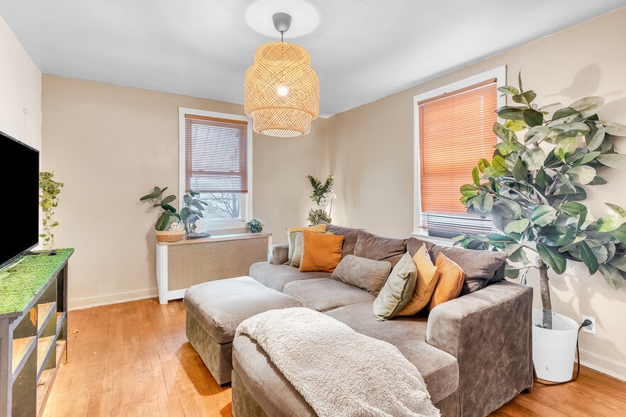 478 Fabyan Pl, Newark, NJ for sale - Building Photo - Image 3 of 40