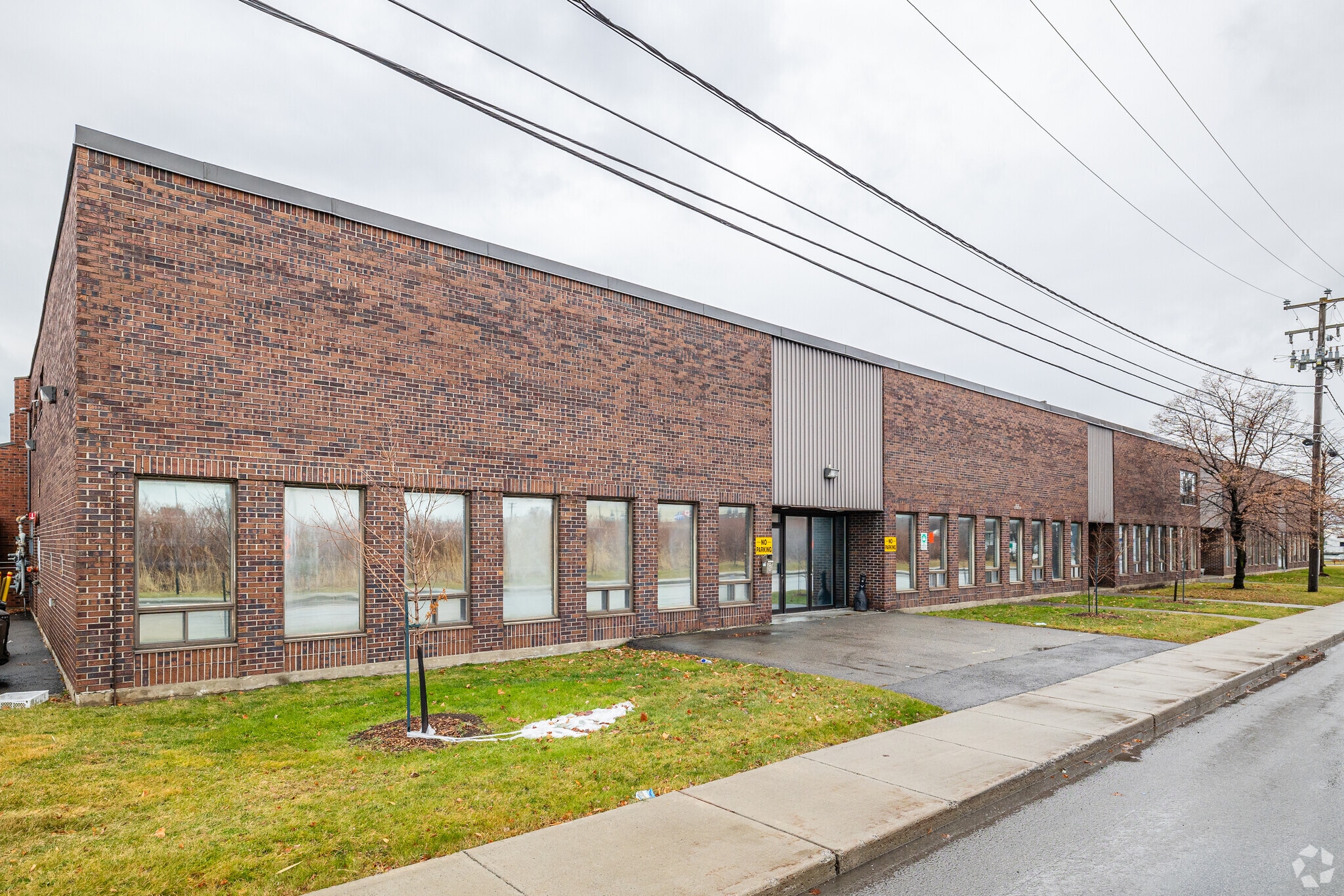 10300 Av Ryan, Dorval, QC for lease Primary Photo- Image 1 of 4