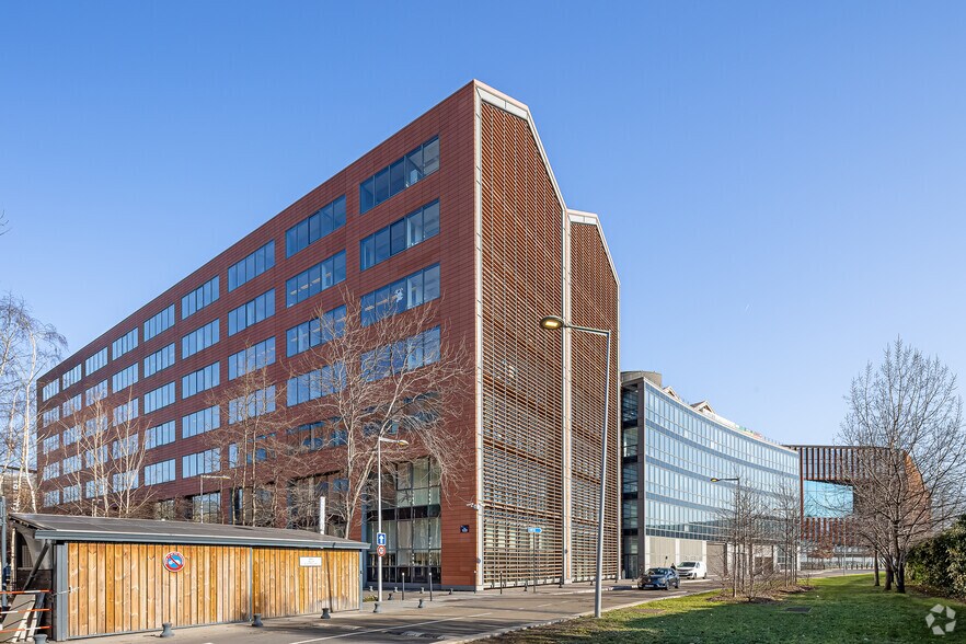 Bureau dans Paris à louer - Photo du bâtiment - Image 2 de 6
