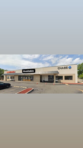 66 E 103rd St, Chicago, IL for lease - Building Photo - Image 1 of 5