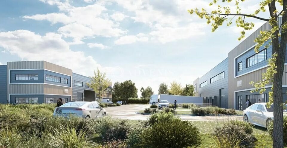Flex in Tremblay-en-France for lease Building Photo- Image 1 of 4