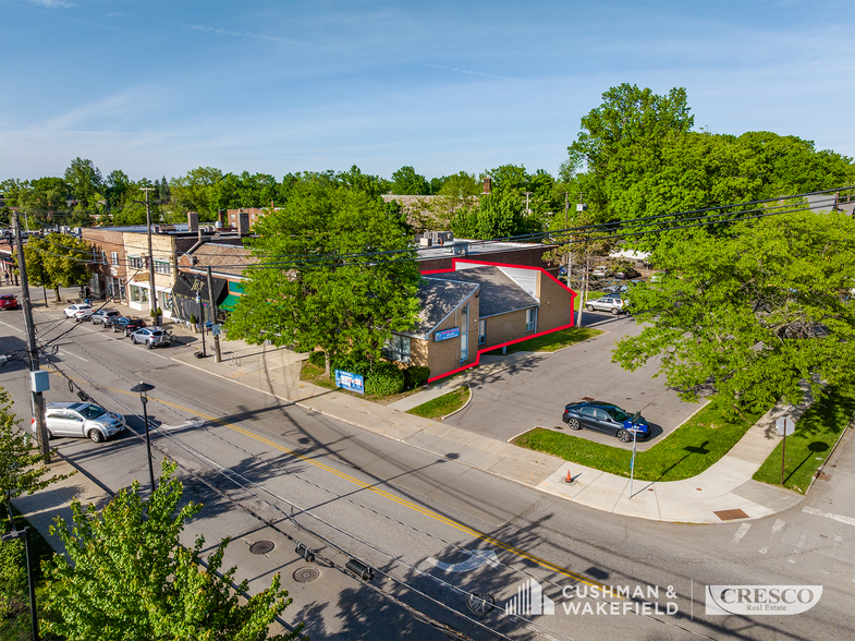 2323 Lee Rd, Cleveland Heights, OH à louer - Photo du bâtiment - Image 1 de 17