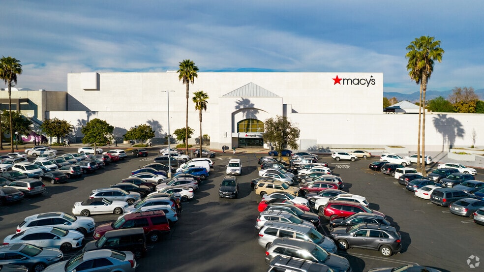 14040 Riverside Dr, Sherman Oaks, CA for lease - Building Photo - Image 3 of 5