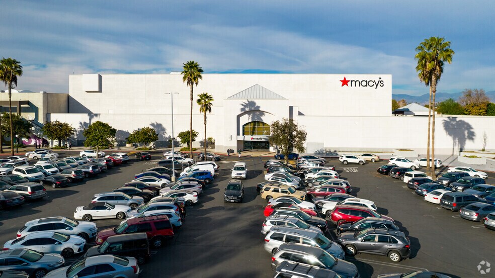 14040 Riverside Dr, Sherman Oaks, CA à louer - Photo du bâtiment - Image 3 de 5